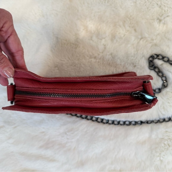 LIEBESKIND Berlin Red Leather Mini Crossbody Bag Chain Strap Cowhide - Picture 4 of 15